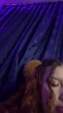 Snapshot of HoneyWeebsss chatting on 01-19-26, 04:49 HoneyWeebsss online show from 01-19-26, 04:49