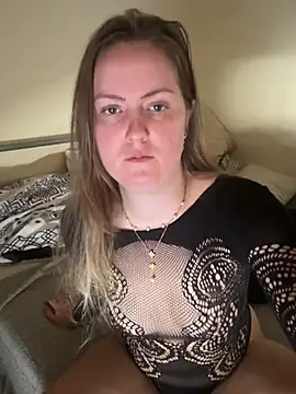 Snapshot of Vikml166 chatting on 04-05-26, 11:29 Vikml166 online show from 04-05-26, 11:29