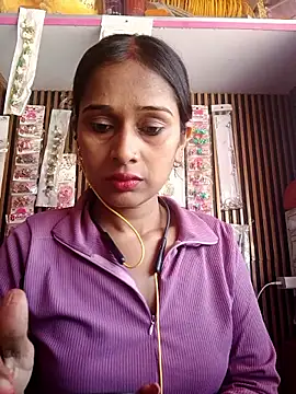 nehakapoor89 online show from 02-17-26, 07:27