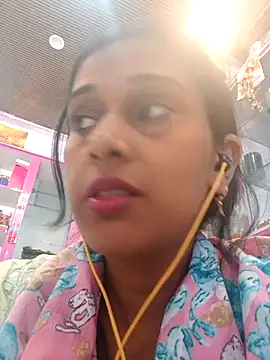 nehakapoor89 online show from 02-18-26, 06:42