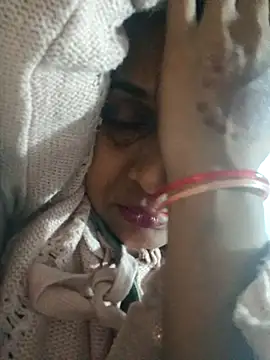 nehakapoor89 online show from 02-19-26, 04:58