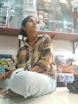 nehakapoor89 online show from 02-23-26, 09:17