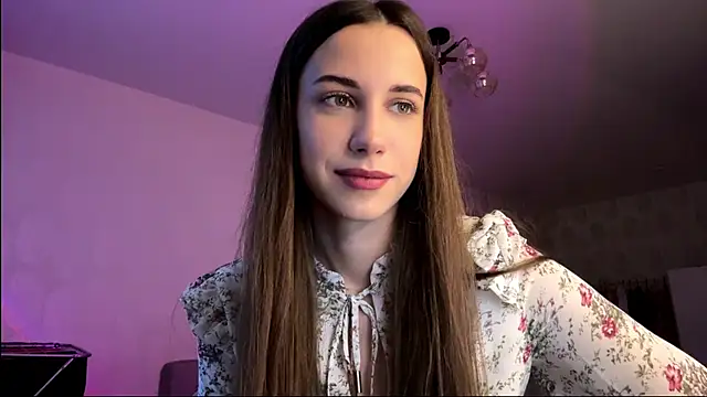 Snapshot of ChristianaLopze chatting on 12-15-25, 03:38 ChristianaLopze online show from 12-15-25, 03:38