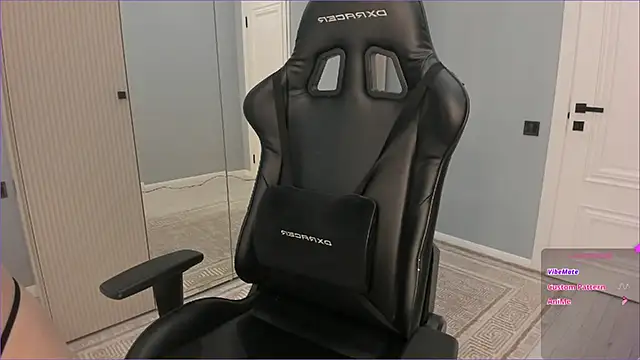 lovelymikky online show from 04-07-26, 03:40