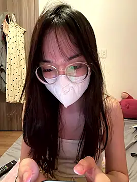 Snapshot of mimichannn99 chatting on 01-05-26, 08:45 mimichannn99 online show from 01-05-26, 08:45