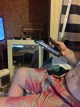 Snapshot of Ldnick69 chatting on 02-06-26, 09:12 Ldnick69 online show from 02-06-26, 09:12