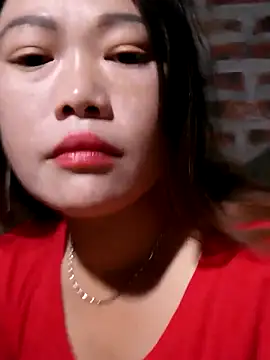 Snapshot of yana-zz chatting on 12-17-25, 02:23 yana-zz online show from 12-17-25, 02:23