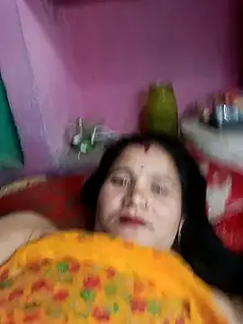 Snapshot of Kinjal_pande chatting on 12-14-25, 11:04 Kinjal pande online show from 12-14-25, 11:04