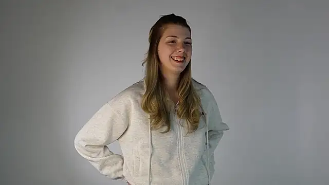 LumiaSolstice online show from 03-15-26, 02:45