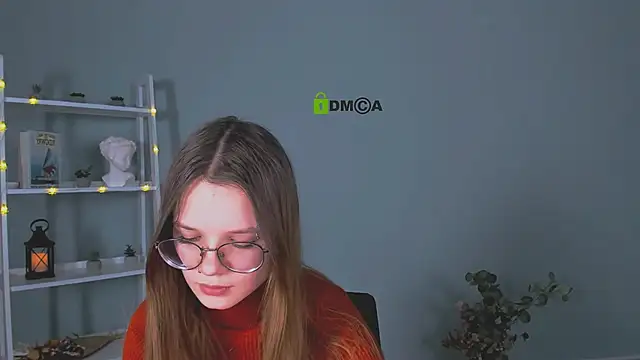 caroline eclipse online show from 12-14-25, 09:58