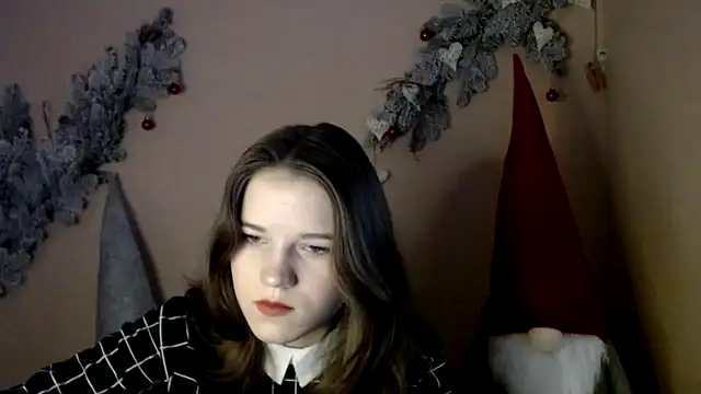 Snapshot of Riya_Vip chatting on 12-17-25, 02:01 Riya Vip online show from 12-17-25, 02:01