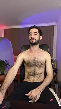 Snapshot of _YOURHERO chatting on 12-21-25, 05:53 YOURHERO online show from 12-21-25, 05:53