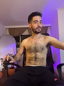 Snapshot of _YOURHERO chatting on 02-22-26, 12:34 YOURHERO online show from 02-22-26, 12:34