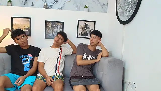 Snapshot of SWEET_RABBIT1 chatting on 12-17-25, 07:31 SWEET RABBIT1 online show from 12-17-25, 07:31