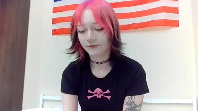 Snapshot of Shine_Luna chatting on 02-23-26, 07:22 Shine Luna online show from 02-23-26, 07:22