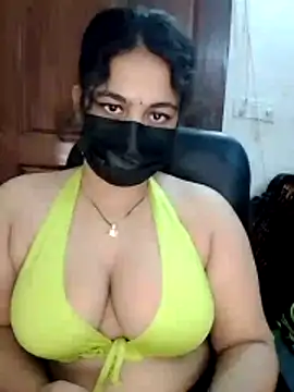 nosrat014 online show from 04-14-26, 11:38