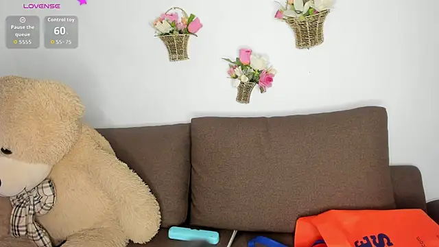 Snapshot of Darele_ chatting on 12-17-25, 02:12 Darele online show from 12-17-25, 02:12