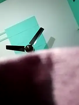 Snapshot of kusbu0077 chatting on 02-21-26, 03:35 kusbu0077 online show from 02-21-26, 03:35