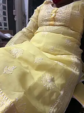 Snapshot of butterflyslay chatting on 02-01-26, 03:38 butterflyslay online show from 02-01-26, 03:38