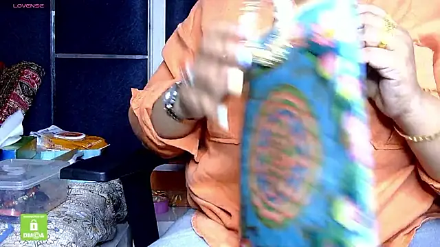 Snapshot of butterflyslay chatting on 03-08-26, 06:28 butterflyslay online show from 03-08-26, 06:28