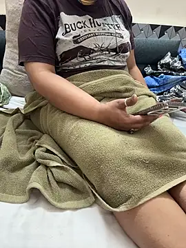 Snapshot of butterflyslay chatting on 03-09-26, 08:07 butterflyslay online show from 03-09-26, 08:07