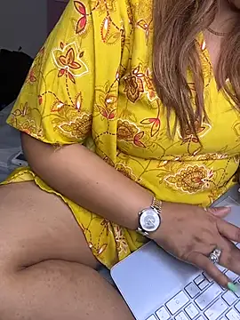 Snapshot of butterflyslay chatting on 03-11-26, 01:55 butterflyslay online show from 03-11-26, 01:55