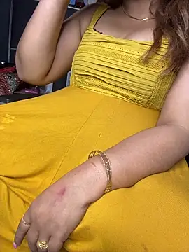 Snapshot of butterflyslay chatting on 03-13-26, 04:46 butterflyslay online show from 03-13-26, 04:46