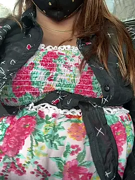 Snapshot of butterflyslay chatting on 03-21-26, 08:08 butterflyslay online show from 03-21-26, 08:08