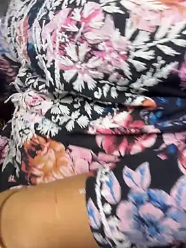 Snapshot of butterflyslay chatting on 04-01-26, 04:59 butterflyslay online show from 04-01-26, 04:59