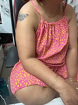 Snapshot of butterflyslay chatting on 04-06-26, 06:36 butterflyslay online show from 04-06-26, 06:36