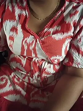 Snapshot of butterflyslay chatting on 04-14-26, 01:28 butterflyslay online show from 04-14-26, 01:28