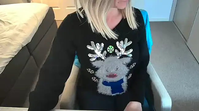 Dutchamber38 online show from 12-20-24, 06:35