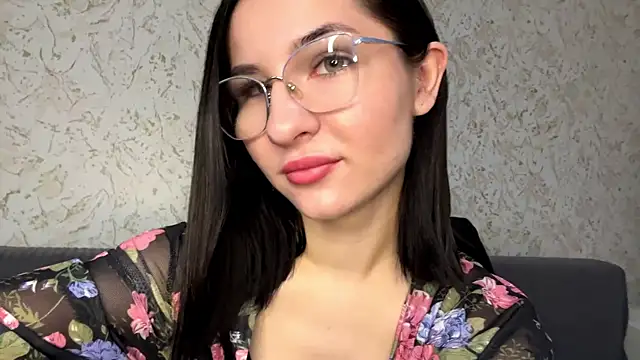 Marry Fantasy online show from 12-19-25, 03:24