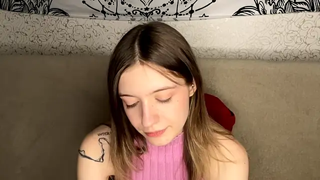 Shining Robi online show from 12-21-25, 11:28