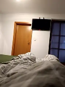 Snapshot of weilpasst chatting on 01-08-26, 06:48 weilpasst online show from 01-08-26, 06:48