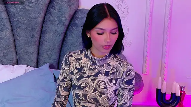 Snapshot of Mimi-Nyx chatting on 03-19-26, 03:32 Mimi-Nyx online show from 03-19-26, 03:32