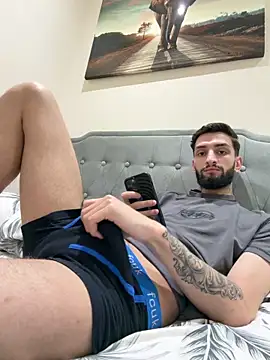 Juliann69Ramiro online show from 02-01-26, 09:41