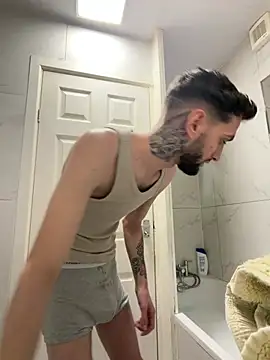 Juliann69Ramiro online show from 02-18-26, 08:05