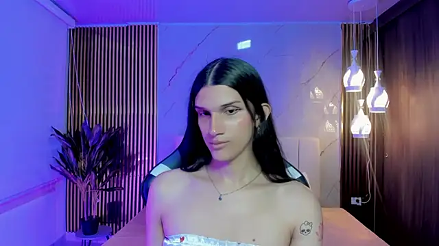 Snapshot of Bianca_baldwin_ chatting on 12-17-25, 08:48 Bianca baldwin online show from 12-17-25, 08:48