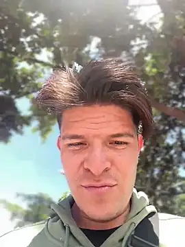  NickJuniorr online show from 12-15-25, 03:38