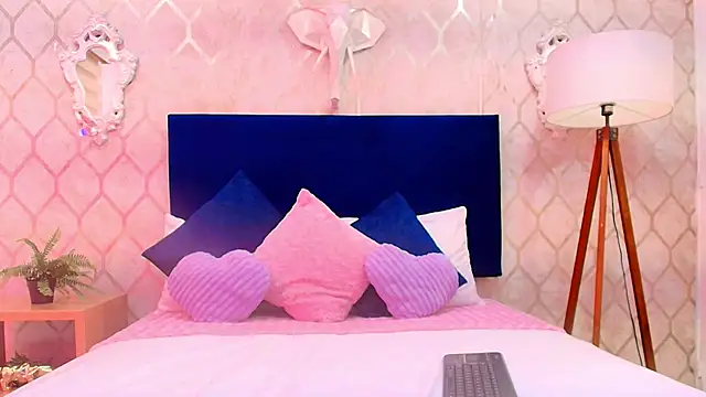 alanna flowers online show from 02-06-26, 07:39