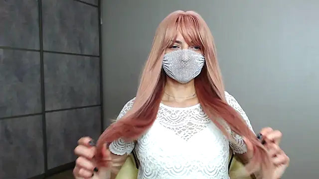 Snapshot of ellisnikki chatting on 12-15-25, 11:31 ellisnikki online show from 12-15-25, 11:31