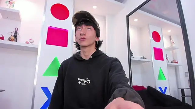 Cody Bloom online show from 12-18-25, 04:07