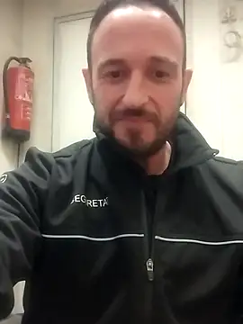 Tonybp84 online show from 12-18-25, 01:55