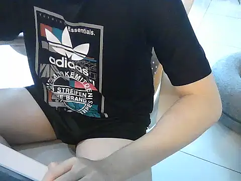 YourBoYyyyyyyy online show from 12-15-25, 06:28