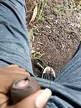 loki-king-143 online show from 02-18-26, 02:29