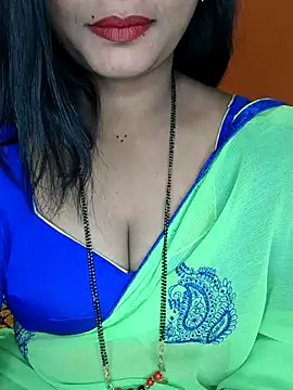 Snapshot of Rachu_love chatting on 12-15-25, 05:39 Rachu love online show from 12-15-25, 05:39