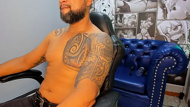 Snapshot of Salvador_Ferrer_ chatting on 12-15-25, 07:51 Salvador Ferrer online show from 12-15-25, 07:51