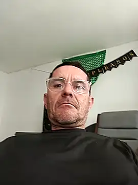 Maxhot3108 online show from 03-03-26, 07:09