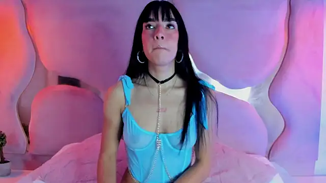 lunajones   online show from 12-13-25, 10:48